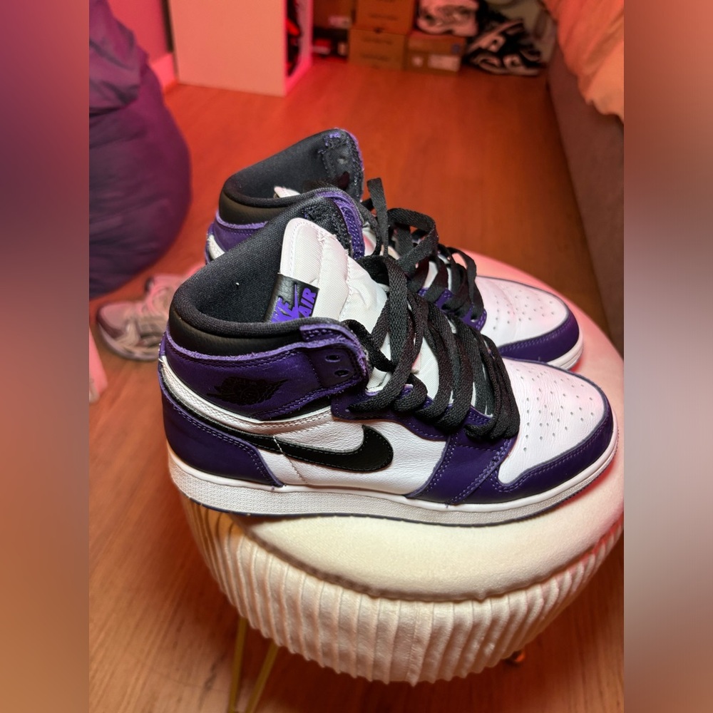 Aj1 court purple